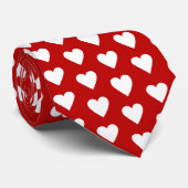 Witte harten op rode achtergrond Stropdas (Opgerold)