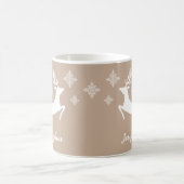 Witte herten vormen op beige met sneeuwvlokken & n koffiemok (Center)