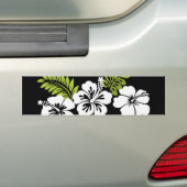 Witte hibiscus en bladeren bumpersticker (Op auto)