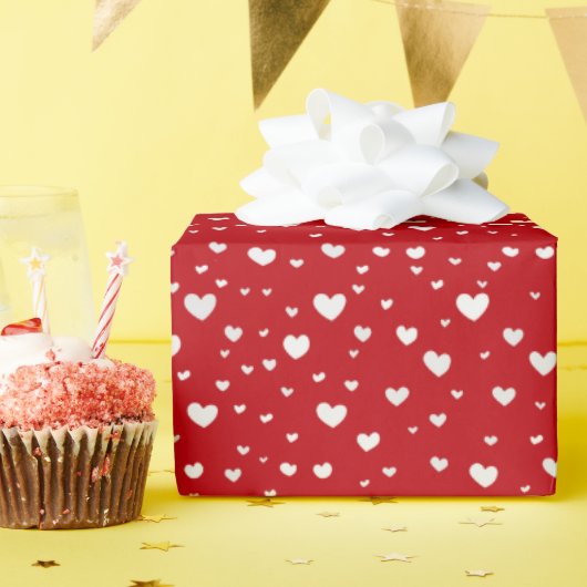Witte hitte op rood cadeaupapier (Verjaardagsfeest)