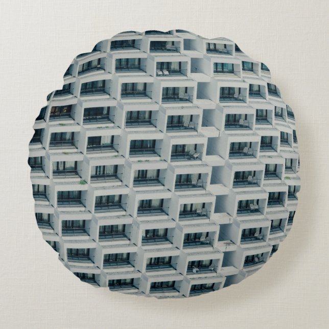 WITTE HOOGSE BOUW ROND KUSSEN (Voorkant)