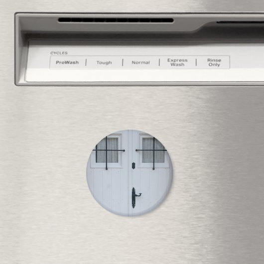 Witte houten deur met zwarte, witte, strijkbanden magneet (Insitu (Vaatwasser))