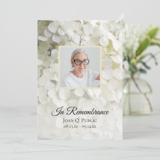 Witte Hydrangea Bloemen Begrafenisdienst Programma (Staand voorkant)
