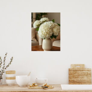 Witte Hydrangea Boeket in Vaas – Elegante Bloemen Poster