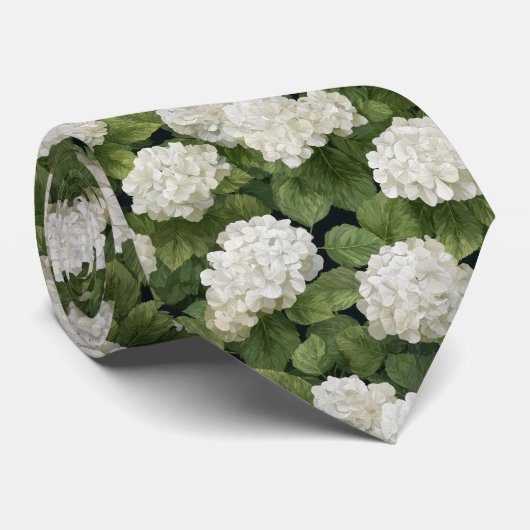 Witte Hydrangeabloemen met groen bladpatroon Stropdas (Opgerold)