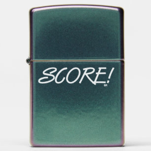 Witte iriserende Zippo-aansteker scoren