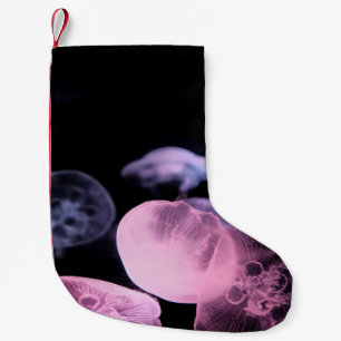WITTE JELLYFISH IN WATER MET ZWARTE ACHTERGROND KLEINE KERSTSOK