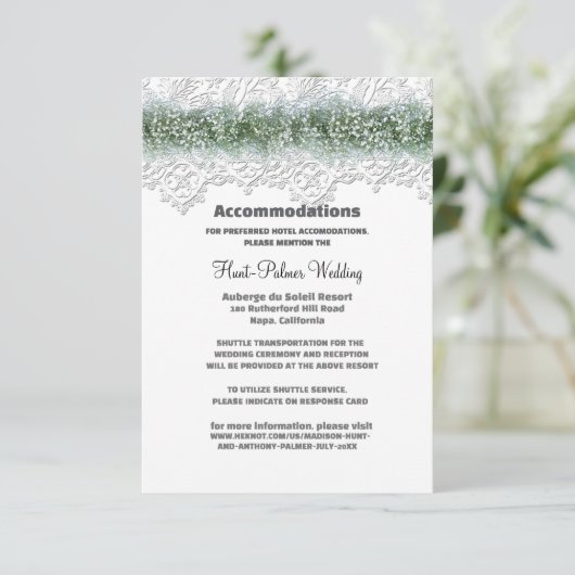 Witte kant en baby's adem trouwaccommodaties (Staand voorkant)