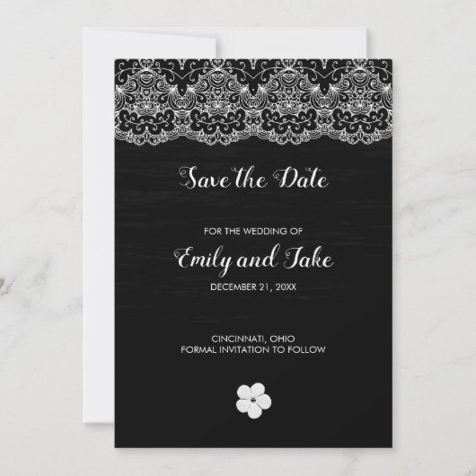 Witte kant en bloem save the date (Voorkant)