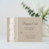 Witte kant op Burlap RSVP (Staand voorkant)