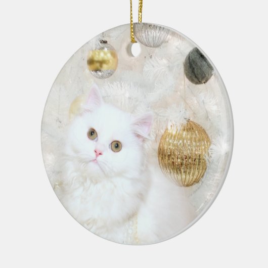 Witte kat en witte kerstboom keramisch ornament (Links)