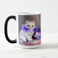 Witte kat met Paarse bloemkraag