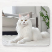 Witte kat op bontkleed muismat (Voorkant)