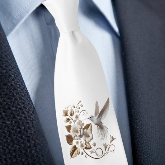 Witte kolibrie op witte stropdas