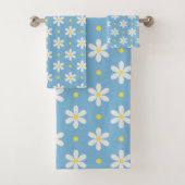 Witte Madeliefjes Patroon Aangepaste Achtergrond Bad Handdoek (Insitu)