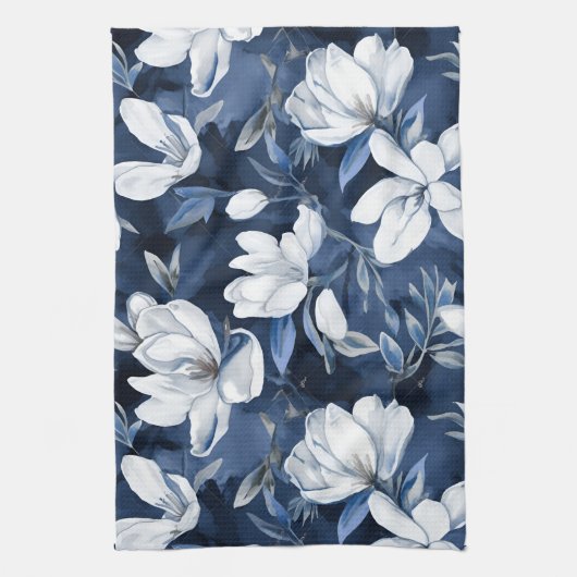 Witte Magnolia Patroon op middernacht achtergrond, Theedoek (Verticaal)