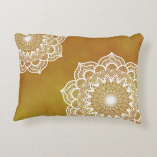 Witte Mandala op Gouden Achtergrond Accent Kussen