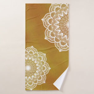 Witte Mandala op Gouden Achtergrond Badhanddoek