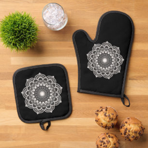 Witte Mandala op Zwarte Achtergrond Ovenwant & Pannenlap Set