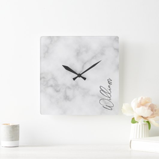 Witte Marble Modern Script Persoonlijke naam Vierkante Klok (Huis)