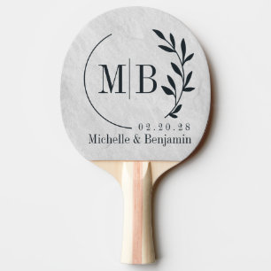 Witte marmeren stenen blad huwelijksmonogram tafeltennisbatje