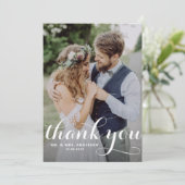 Witte Moderne Kalligrafie Foto Bruiloft Bedankkaart (Staand voorkant)