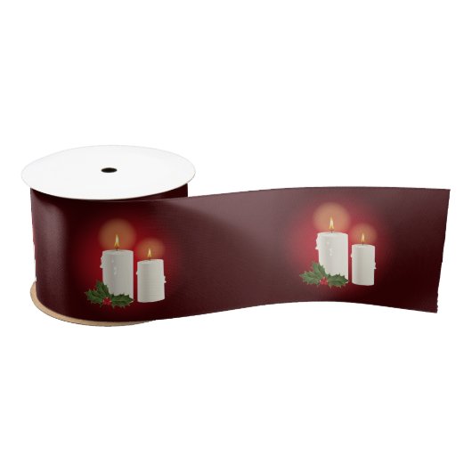 Witte mooie kerstkaarsen op rood met Holly Lint (Spoel)