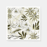 Witte orchideeën met olijf tropische bladeren