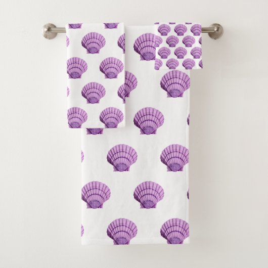 WITTE PAARSE SHELL BATHROOM TOWEL SET BAD HANDDOEK (Insitu)
