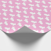 Witte paasbundels op roze cadeaupapier (Hoek)