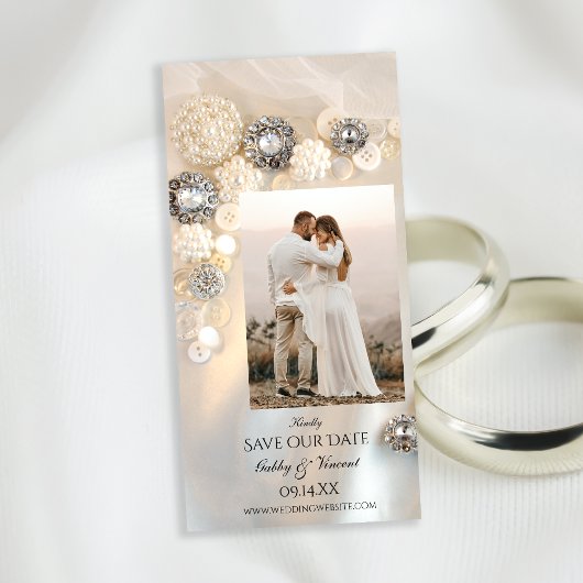 Witte pareldiamant Buttonnen Weddenschap Save the  Date