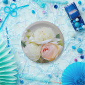 Witte pioenrozen met abrikooskleurige roos papieren bordje (Feest)