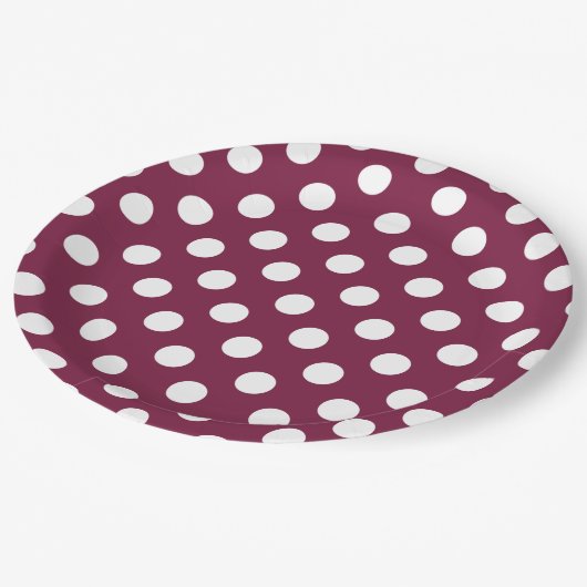 Witte polka-stippen op Bourgogne Papieren Bordje (Gekanteld)