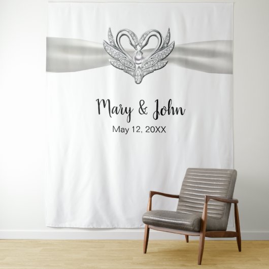 Witte Ribbon Zilveren Zwanen Huwelijksachtergrond Wandkleed (In situ)