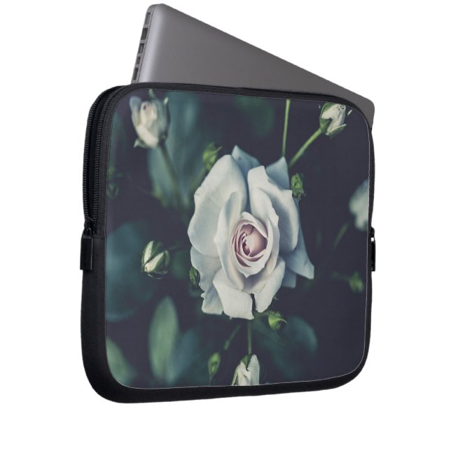 witte roos (2) laptop sleeve (Voorkant Rechts)