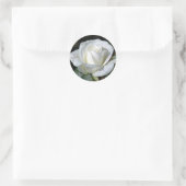 Witte roos met dauw ronde sticker (Tas)