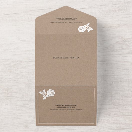witte roos met kraftpapier bruiloft all in one uitnodiging (Buitenkant)
