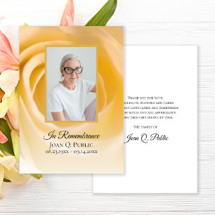 Witte Rose Bloemblaadjes Begrafenissympathie Bedankkaart