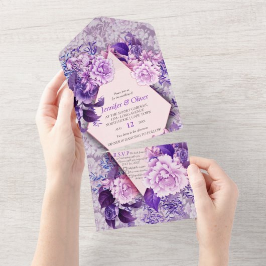 Witte Rose Bloemen op Violet patroon papier All In One Uitnodiging (Afscheurbaar)