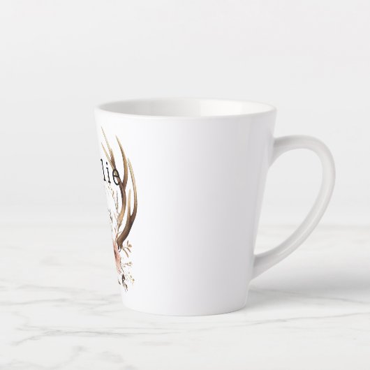 Witte Roze Bloemen Hertengewei Gepersonaliseerd Latte Mok (Rechts)