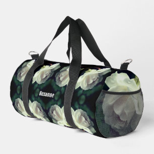 Witte roze met speciale regendruppels plunjezak