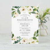 Witte Rozen Bloemen Groen Bruiloft Uitnodiging (Staand voorkant)