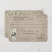 Witte rozen in pot met lichten rustieke RSVP bruil (Voorkant / Achterkant)