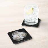 witte rozen met regendruppels bier onderzetter (Rechterzijde)