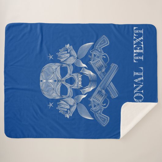 Witte schedel, bloemen en Pistolen op blauw Sherpa Deken (Voorkant (horizontaal))