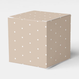 Witte sneeuwvlokken, piepkleine polka-puntjes beig bedankdoosjes