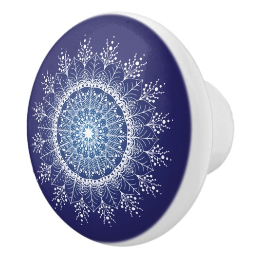 witte Snowflake Mandala Blue Ceramic Knob. Keramische Knop (Rechts)
