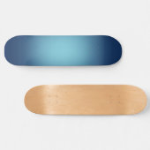 Witte spotlicht op blauw skateboard (Horizontaal)