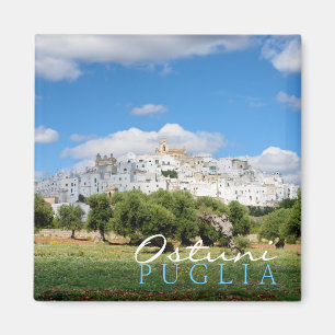 Witte stad Ostuni, Puglia text magnet Magneet