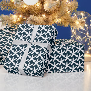 Witte sterren, sneeuwvlokken, blauw-hemelwinterse cadeaupapier